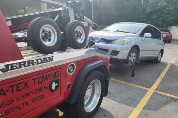 Vehicle Towing Hauling Services